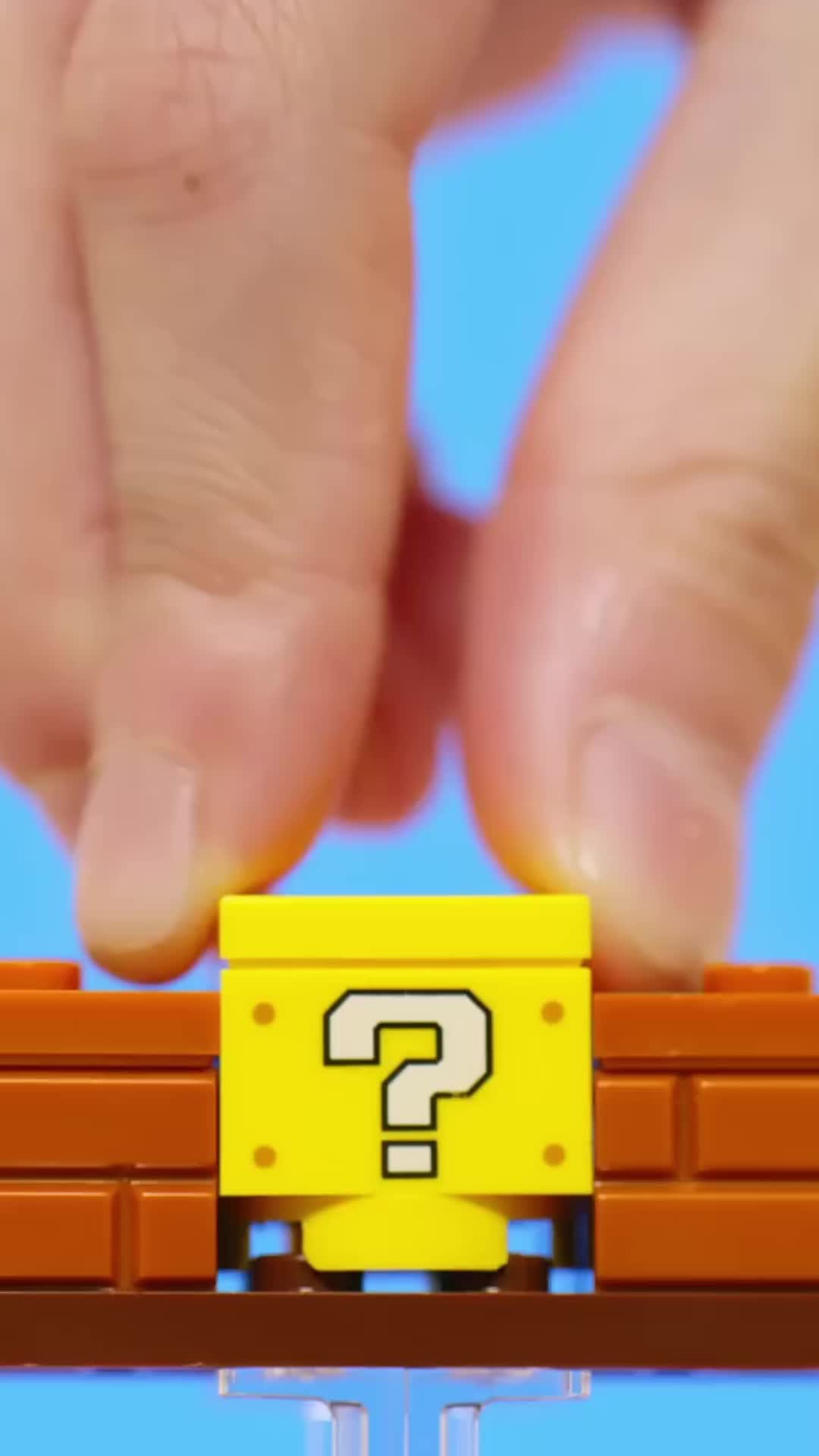 LEGO Super Mario : Το σύμπαν του Mario στα χέρια σου!