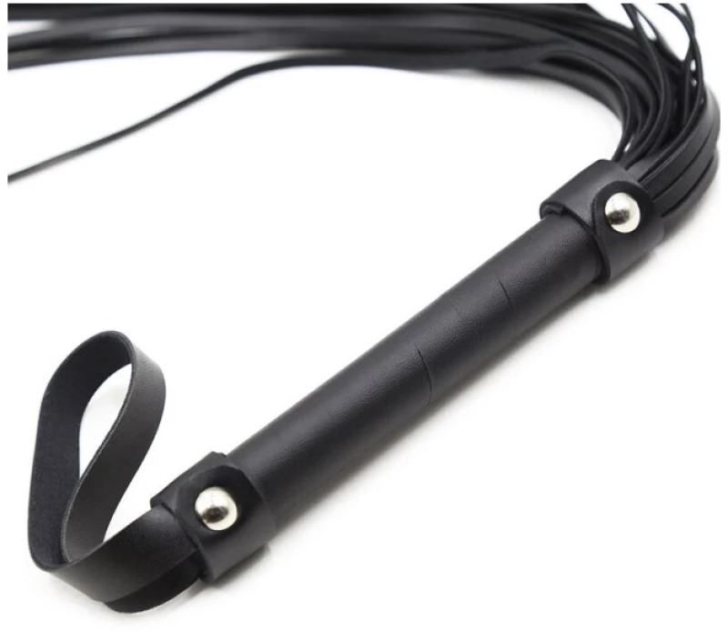 OHMAMA FETISH SILVER RIVET FLOGGER
