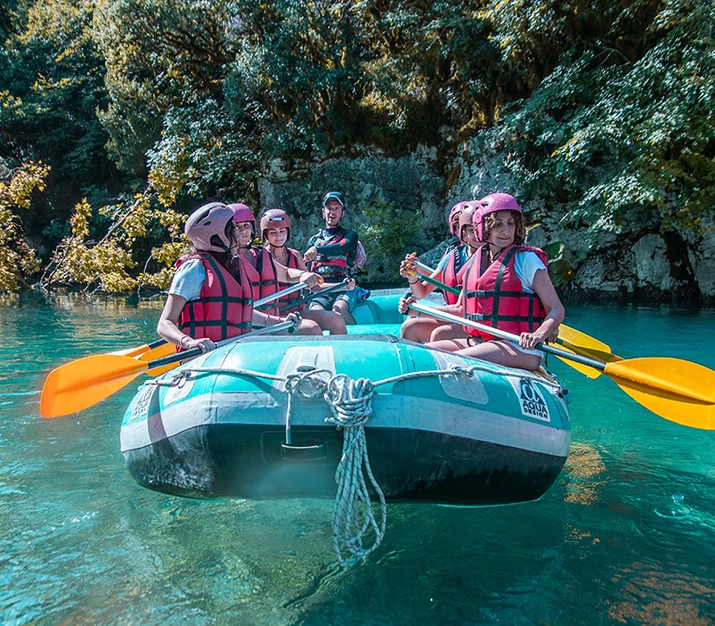 Γνωριμία με το Rafting στον ποταμό Βοϊδομάτη για 4 άτομα!