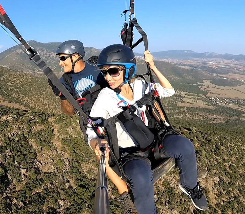 3 διαδοχικές 20΄πτήσεις παραπέντε για 3 άτομα με εκπαιδευτή!