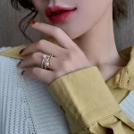 Δαχτυλίδι Triple pearl από aloy