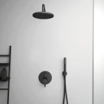 Παροχή υδροληψίας με στήριγμα Idealrain στρογγυλή Silk Black Ideal Standard