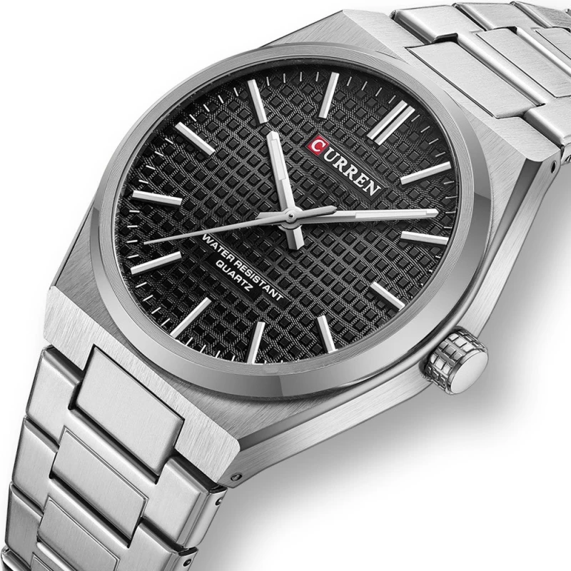 Curren 8439 Silver Black Ρολόι με Μαύρο Καντράν και Ασημένιο Μπρασελέ