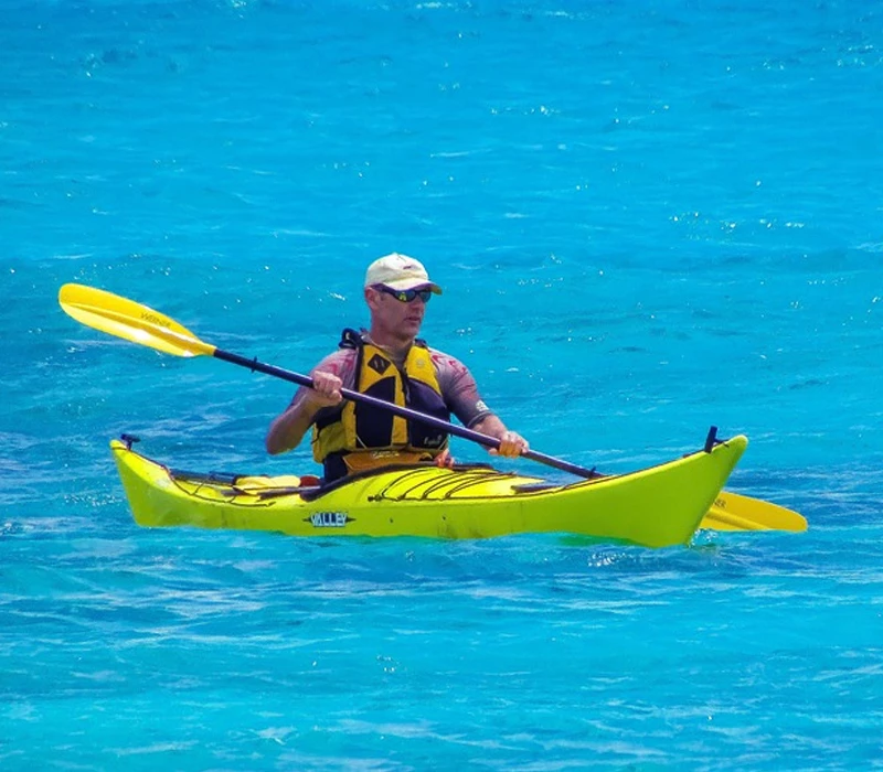 1 ώρα Sea Kayak στην παραλία Λυγαριά, για 1 άτομο!