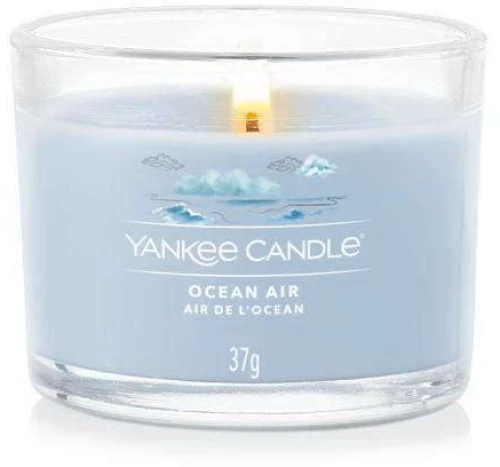 Κερί Αρωματικό Σε Βάζο Votive Signature Ocean Air 1686349E 5,4x4,4cm Light Blue Yankee Candle Κερί