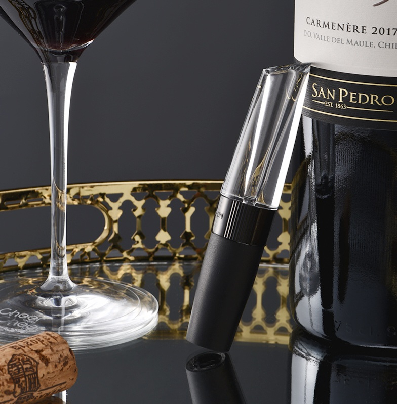 Εξαερωτήρας και σερβίρισμα κρασιού