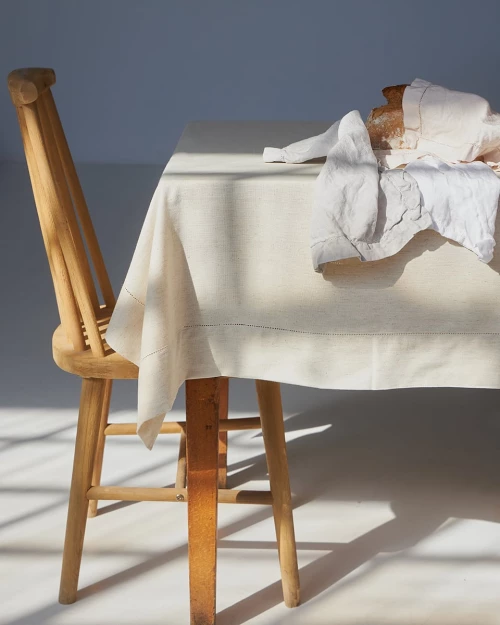 Μονόχρωμο Τραπεζομάντηλο με Αζούρ & Γαλλική Γωνία Amadora 12 ατόμων (150x300cm) Natural