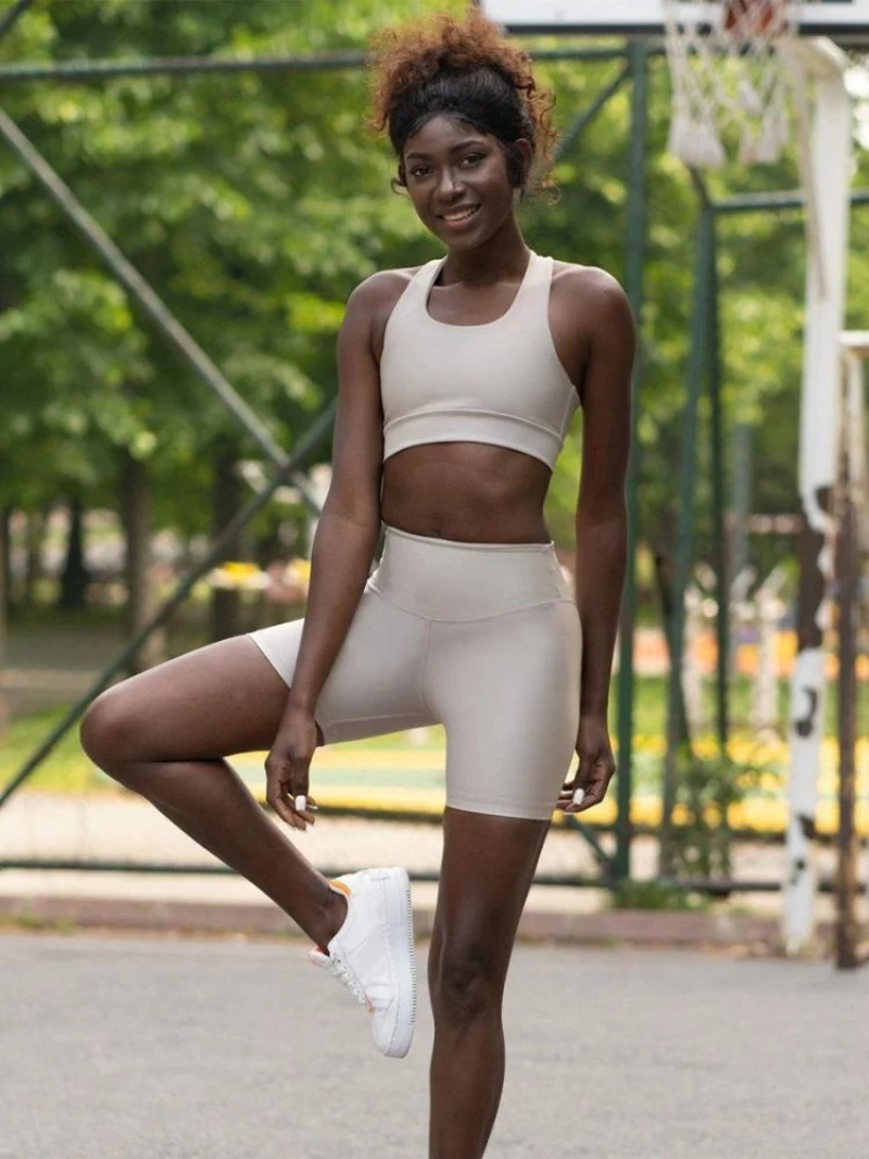Ψηλόμεσο Midi Σορτς Push-Up και Σύσφιξης Q-631 Beige Su