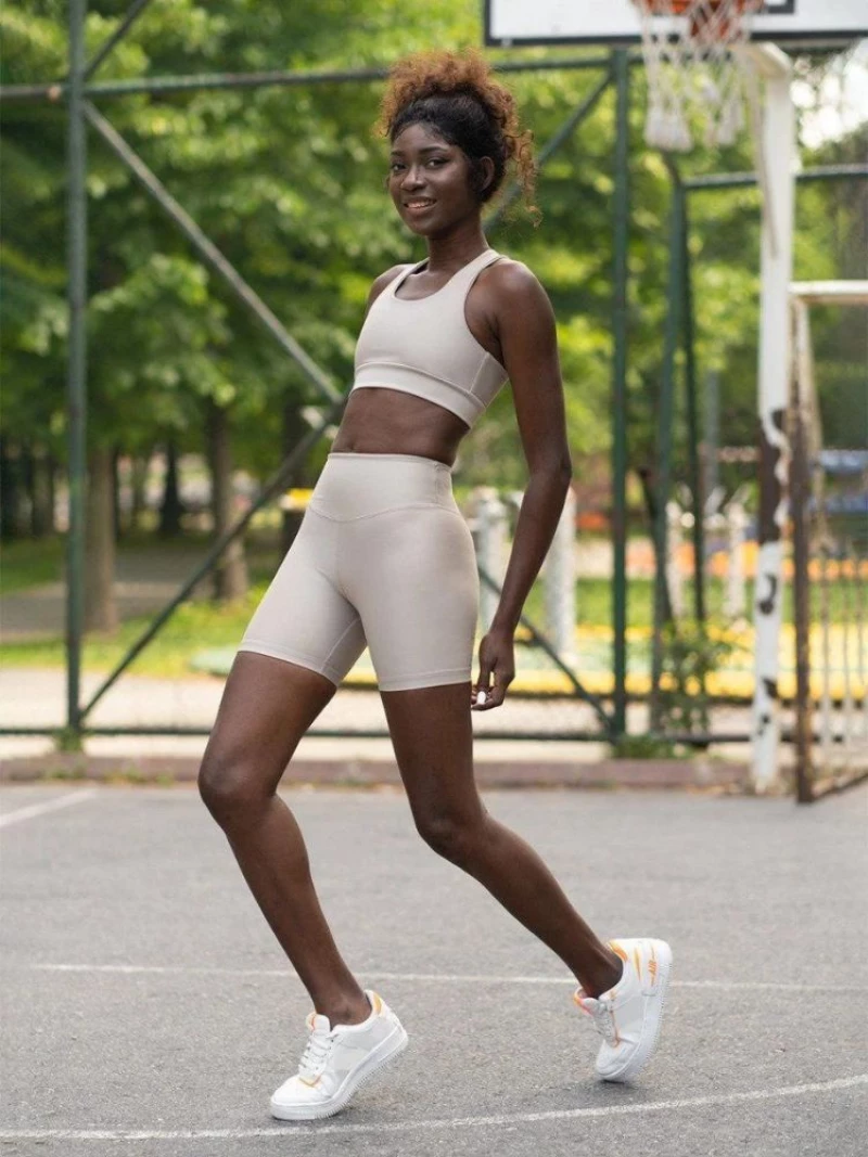 Ψηλόμεσο Midi Σορτς Push-Up και Σύσφιξης Q-631 Beige Su