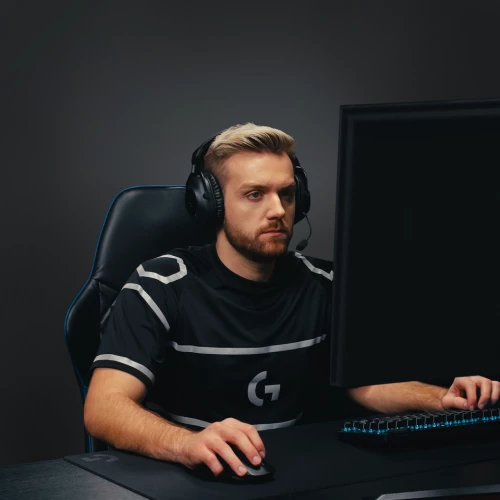 Logitech - G Pro X Superlight 2 Lightspeed Wireless Gaming Mouse / Computers