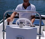 3,5 ώρες Boat Trip με καπετάνιο εσάς, 5 άτομα, χωρίς δίπλωμα