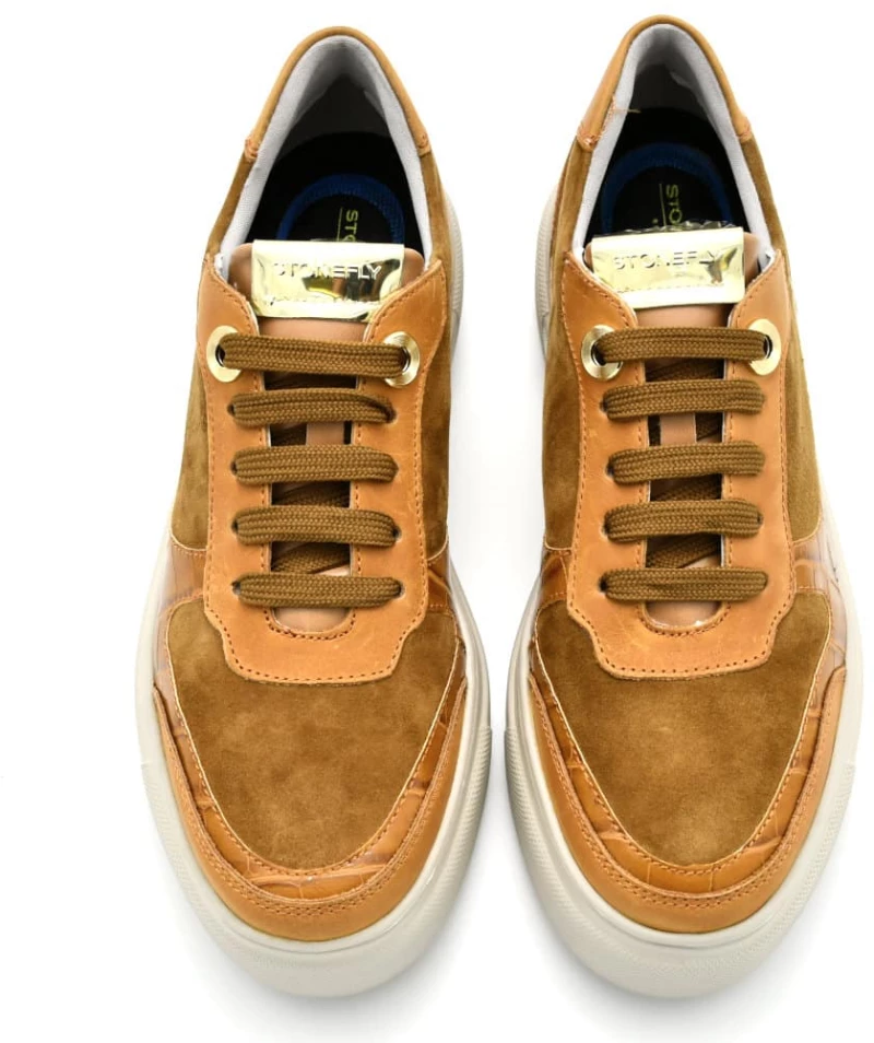 Sneakers σε καφέ ανοιχτό δέρμα