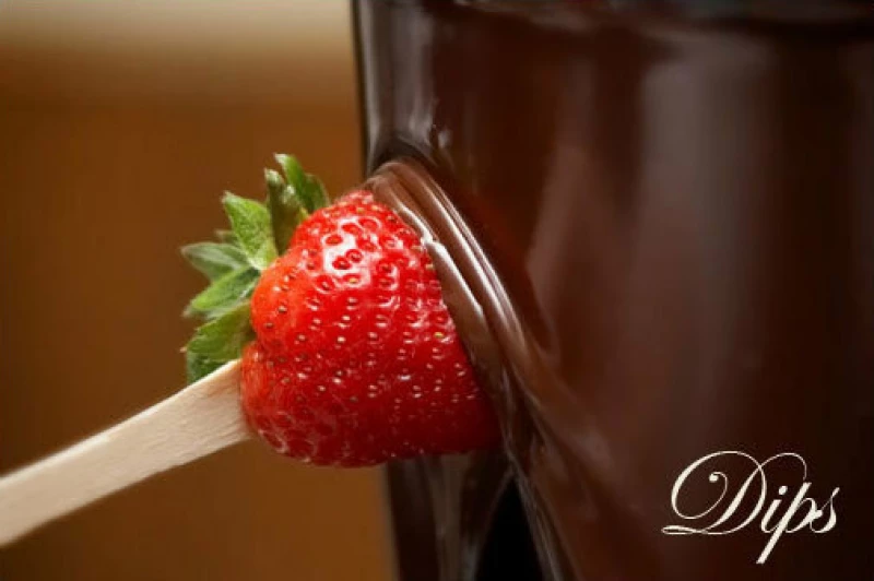 Συντριβάνι Σοκολάτας με 3 Επίπεδα -Mini Chocolate Fondue Fountain