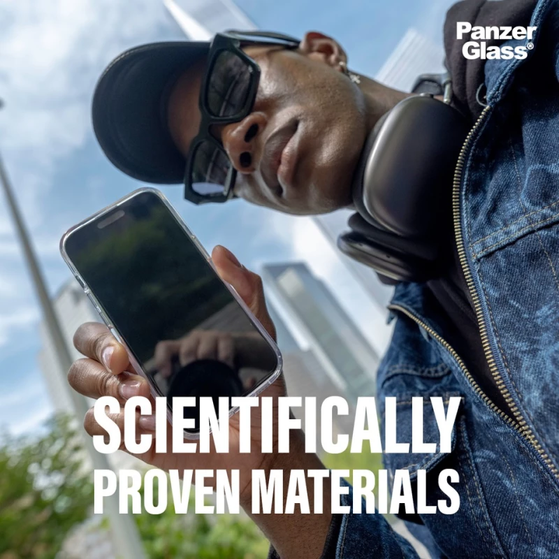 PanzerGlass - HardCase - iPhone 16 Pro Max - Transparent / Electronics