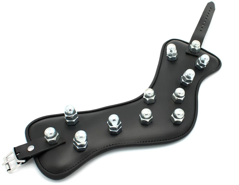 Leather Padded Collar Spikey Nuts