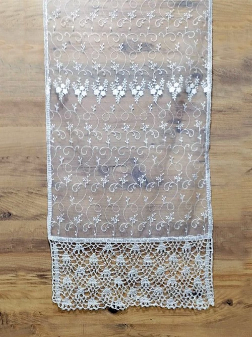 Τραβέρσα Σαλονιού Χειροποίητη Λευκή Μεταξωτή Σχ. 6015 Γαρύφαλλο 50x180