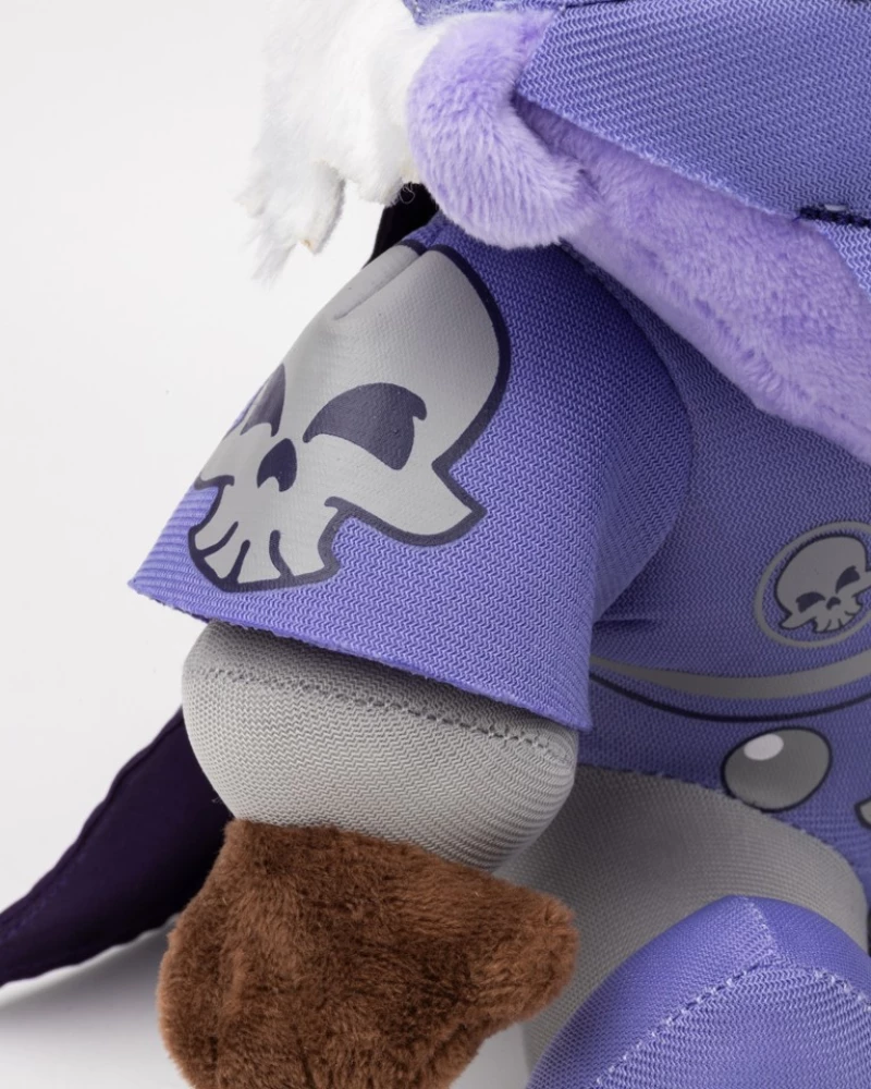 World of Warcraft Plush Arthas / Fan Shop and Merchandise