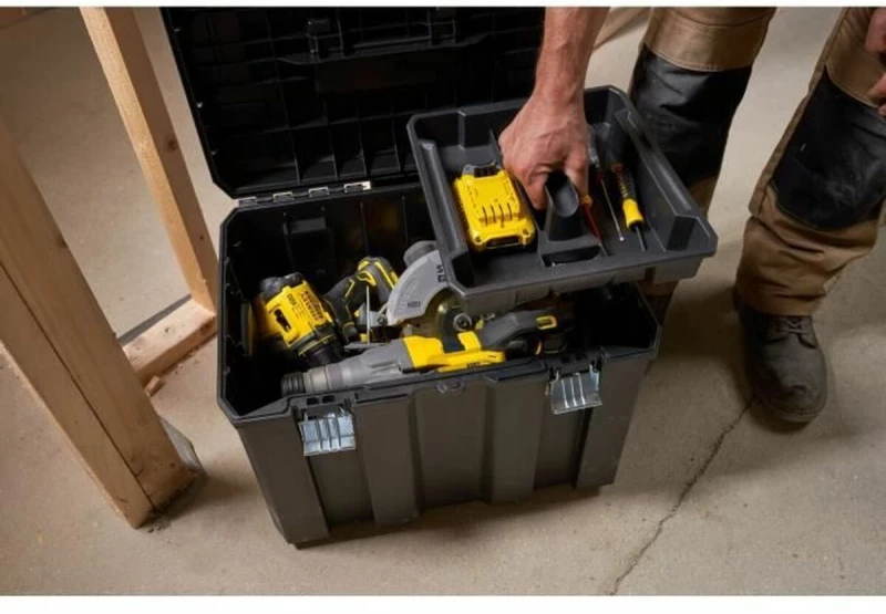 Εργαλειοθήκη Stanley FMST1-75753
