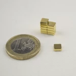 Μαγνήτης Παραλληλεπίπεδος 5x5x2mm Νεοδυμίου Επιχρυσωμένο Δύναμη Έλξης 650gr