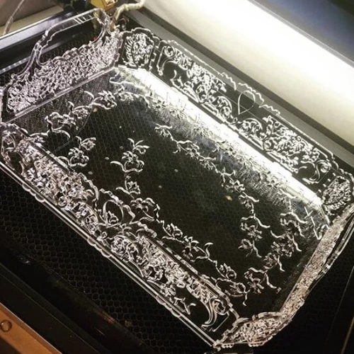 Intra απο ξύλο plywood 3mm-4mm πάχος – Χαραγμένο ακρυλικό ξύλο δίσκου σερβιρίσματος 20x20 cm INTRAVECTRY-MY554811