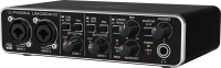Behringer U-Phoria UMC204HD