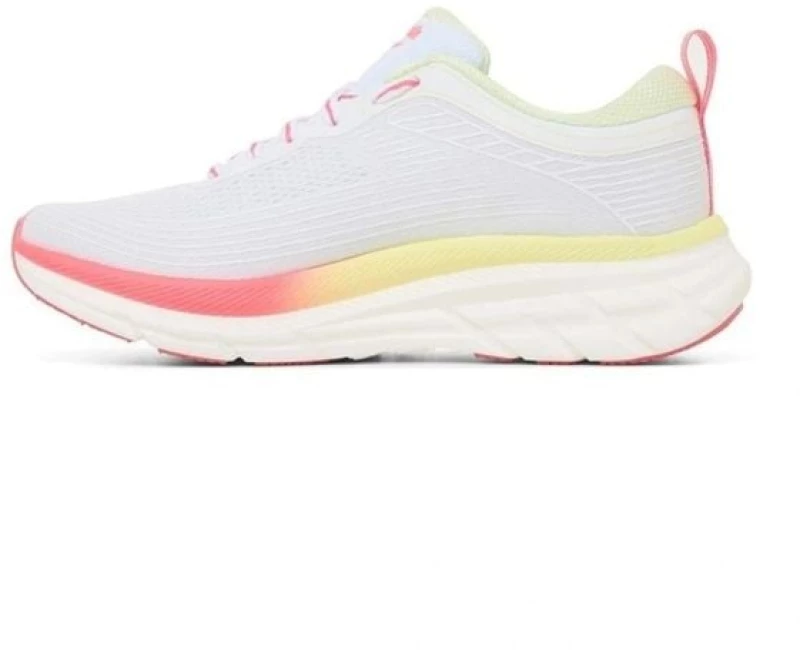 100240136  Reebok Road Strider Reebok