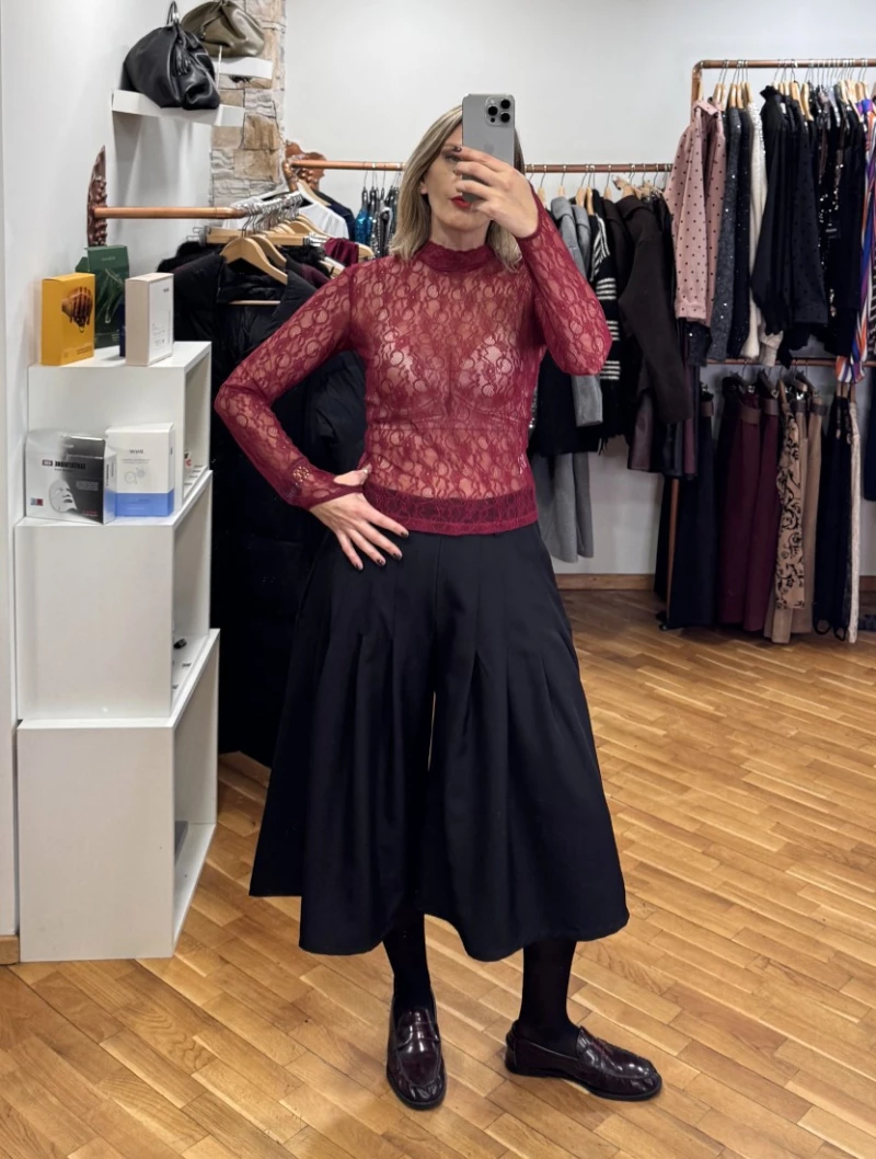 ΜΠΛΟΥΖΑ ΜΕ ΔΑΝΤΕΛΑ ΚΑΙ ΑΝΟΙΓΜΑ ΣΤΟΥΣ ΑΝΤΙΧΕΙΡΕΣ ΜΠΟΡΝΤΟ LD3396R LUMINA