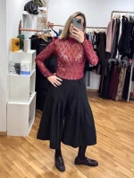 ΜΠΛΟΥΖΑ ΜΕ ΔΑΝΤΕΛΑ ΚΑΙ ΑΝΟΙΓΜΑ ΣΤΟΥΣ ΑΝΤΙΧΕΙΡΕΣ ΜΠΟΡΝΤΟ LD3396R LUMINA