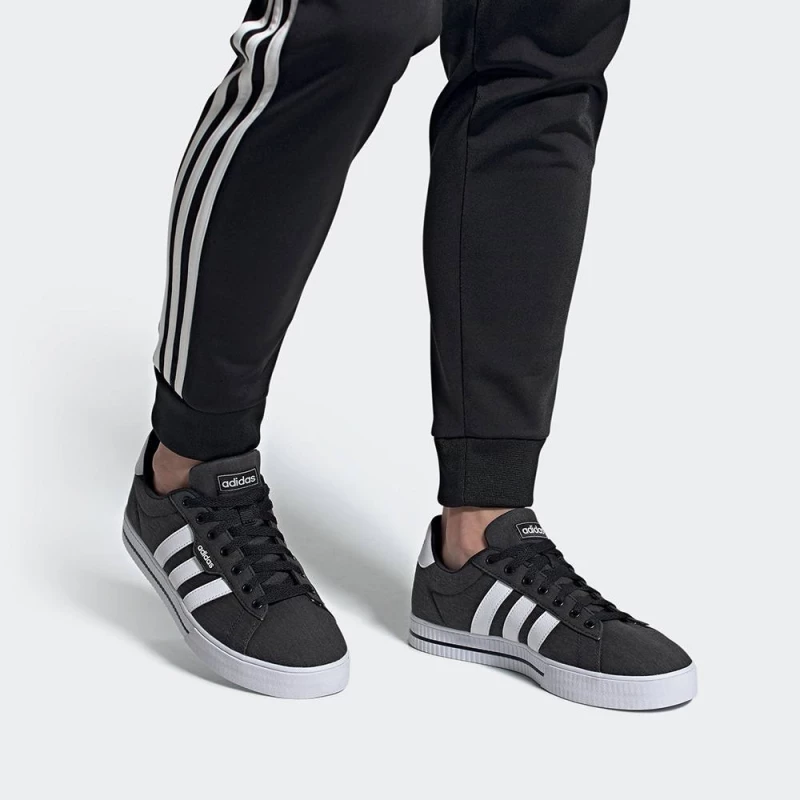 ADIDAS DAILY 3.0 - FW7033