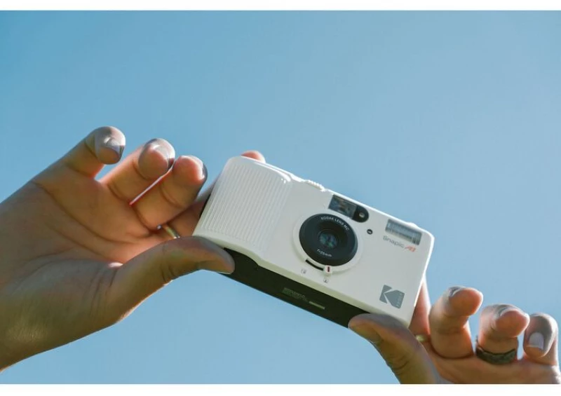 Kodak Snapic A1 35mm Film Camera (White)