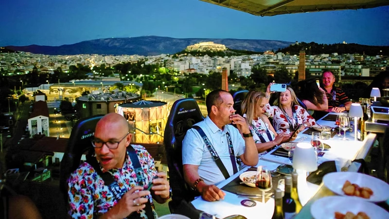 Dinner in the Sky Δείπνο στα Σύννεφα - Η Απόλυτη Γαστρονομική Περιπέτεια