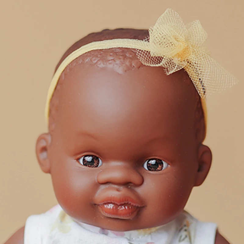 Miniland Αρωματική Κούκλα με Ρουχαλάκια African Girl 21εκ